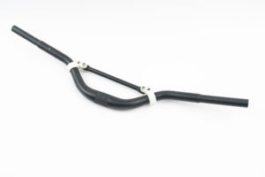 Manillar Elevado de Aleación Q-10 22.2x600mm para Bicicletas de Montaña XC, Trail, City y E-Bike, de Fábrica YT - Product Image 5