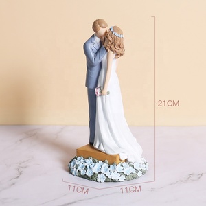 Personalizada mini estatuilla de casados pequeños adornos nupciales para regalos de boda aniversario boda estatuilla artesanía de resina - Product Image 5