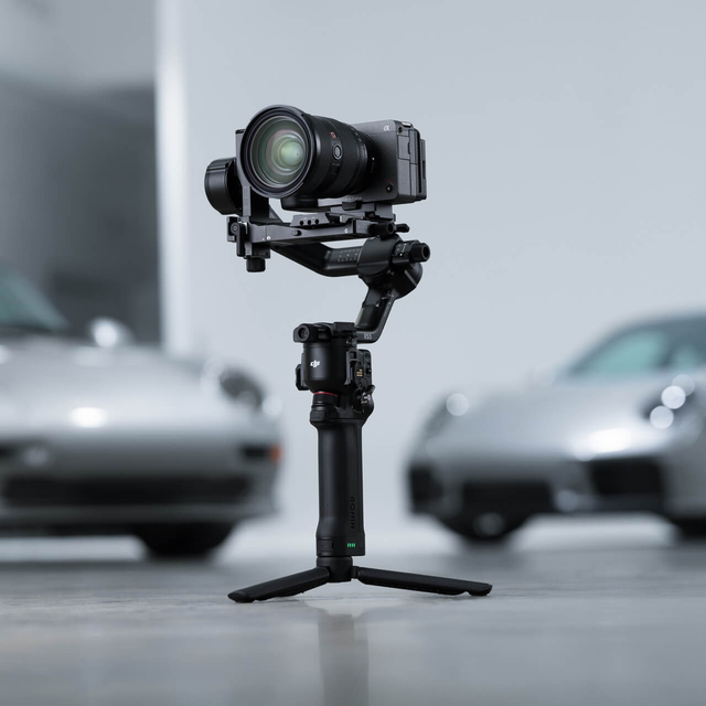 Camera Gimbal Stabilizer RS 5 Handheld Support System for DSLR Mirrorless Studio Camera Shooting Video Use