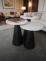 Table d'appoint moderne de luxe nordique pour salon, balcon, table basse en dalle de roche, finition marbre, petite taille