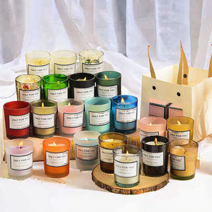 เทียนหอมถั่วเหลืองทำมือในขวดแก้ว กลิ่นอโรมาเธอราพี แอมเบอร์คัพ ออร์แกนิค เป็นมิตรกับสิ่งแวดล้อม เหมาะสำหรับงานแต่งงาน ฉลองปีใหม่ ติดทนนาน - Product Image 3