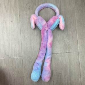 Kids' <b>Cute</b> Strawberry Ears-Moving Plush Ear Warmers with Sound Winter Trending Fuzzy <b>Bear</b> Design - Product Image 3