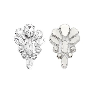 Apliques de flores con diamantes de imitación blancos, adhesivo termofusible, accesorios de joyería DIY para decoración de ropa, zapatos y bolsos. - Product Image 5