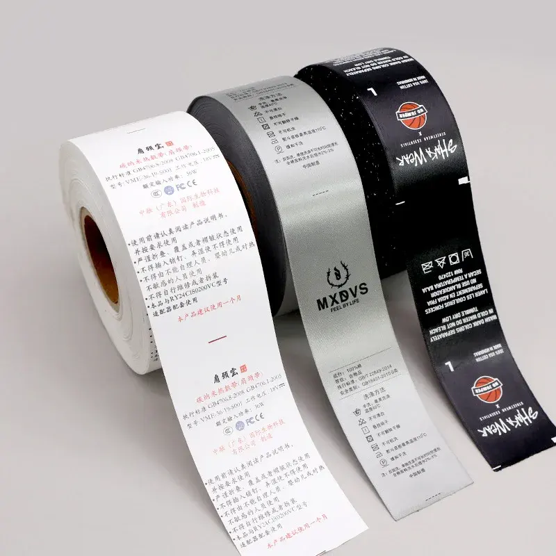 Etichette di fabbrica personalizzate in tessuto di dimensioni pieghevoli nero bianco etichetta per collo in tessuto di raso tessuto damascato di lusso etichetta per abbigliamento