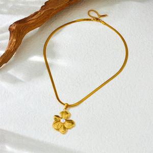 Gold Plated Flower Pearl Pendant Necklace Stainless Steel Chain Gift Jewelry - Product Image 3