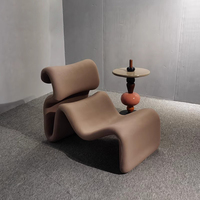 Mobilier de maison design moderne chaises de loisirs en fibre de verre avec pouf nordique luxe chaise longue pour salon chambre chaise