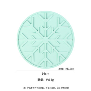 Snowflake Heat Resistant Placemat 16cm <b>Round</b> Anti Scald <b>Mat</b> For <b>Table</b> Decoration - Product Image 1
