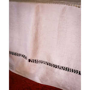 Mantel de Lino Francés de Flandes para Bodas, Rectangular, con Rayas y Bordes Deshilachados, para Uso en Hoteles, Marca Daniele F. - Product Image 4