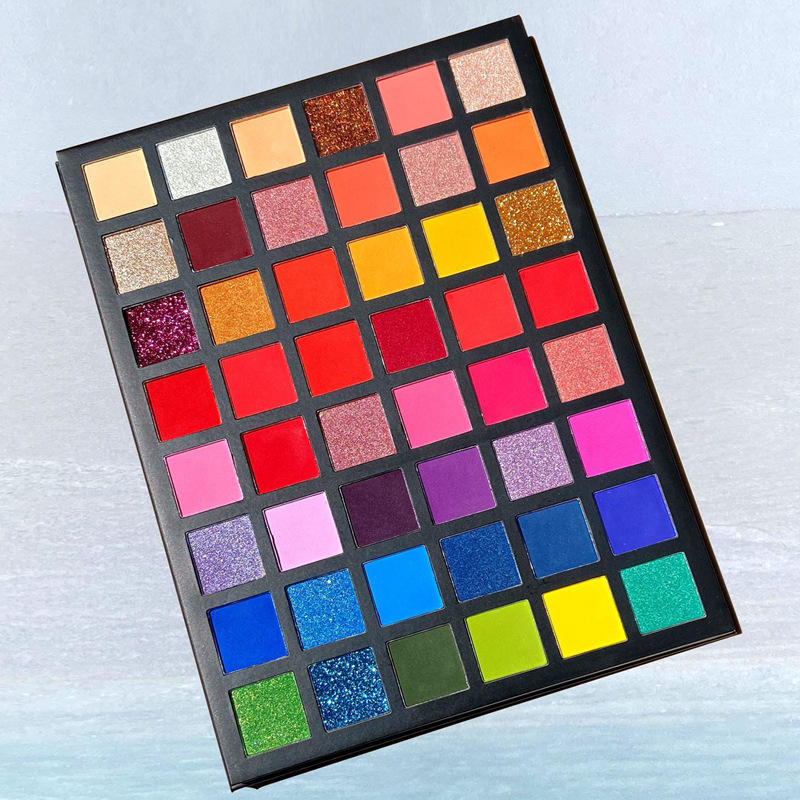 Paleta de sombra de ojos de color