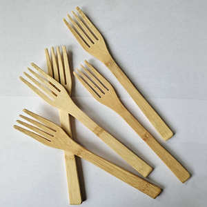 Tenedor de comida de bambú de cuatro puntas de estilo chino hecho a medida, tenedor para frutas y pasteles, tenedor para repostería, juego de vajilla de bambú, hecho a medida y - Product Image 1