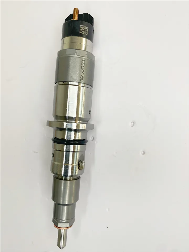 good price common rail assembly diesel fuel injector 0445120123 4937065 with nozzle DSLA140P1723 for Cummins ISDEe  Kamaz KAVZ