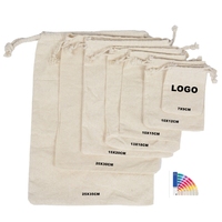 Sacs en toile de coton beige naturel réutilisables et écologiques avec cordon de serrage, personnalisables avec logo imprimé