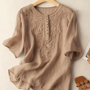 Top e <span class=keywords><strong>camicette</strong></span> Casual da <span class=keywords><strong>donna</strong></span> tinta unita t-shirt ricamate a <span class=keywords><strong>mezza</strong></span> <span class=keywords><strong>manica</strong></span> traspirante - Product Image 1