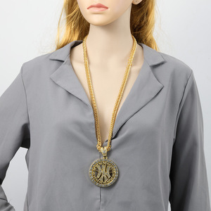 Collier rotatif en diamant avec horloge, design géométrique rond, unisexe, pour tous les jours, style hip-hop, bijoux tendance - Product Image 3