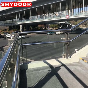 Rampe d'escalier industrielle en <span class=keywords><strong>acier</strong></span> inoxydable 304 de qualité supérieure pour centres commerciaux, villas, parcs et sentiers côtiers - Design moderne - Product Image 5