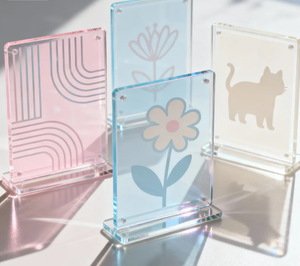 Tùy Chỉnh Khắc <span class=keywords><strong>Acrylic</strong></span> Standee Số Lượng Lớn Bán Buôn <span class=keywords><strong>Acrylic</strong></span> Standee Cao Rõ Ràng Cho Máy Tính Để Bàn Trang Trí Nội Thất Thương Hiệu Quà Tặng Khuyến Mãi Nguồn Cung Cấp - Product Image 5