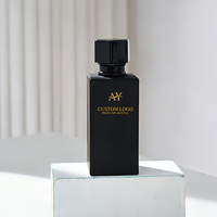 Vente en gros de flacons de parfum en verre vides de luxe, noir mat, carrés, 30 ml, 50 ml, 100 ml, de haute qualité, logo personnalisé, vaporisateur à pompe