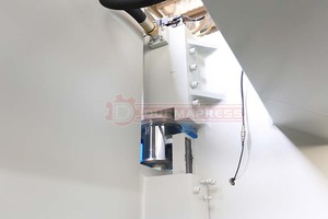 Trung Quốc Durmapre Báo Chí Phanh 200T 3200 Mét Wc67k Loạt Cnc Báo Chí Phanh - Product Image 3