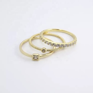 Großhandel Custom Women Sterling Silber Minimalisti scher Schmuck 18 Karat vergoldeter Zirkon Zierliche dünne Mehrfach stapel ringe - Product Image 3