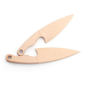 Coltelli da cucina per bambini in legno di faggio naturale Mini giocattoli da taglio personalizzati <span class=keywords><strong>coltello</strong></span> in legno per bambini per utensili da cucina - Product Image 3