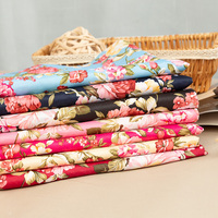 Vente flash Tissu imprimé fleuri 100% polyester peau de pêche pour textile de maison