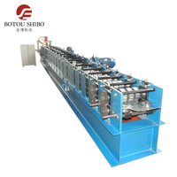 Machine de profilage à rouleaux entièrement automatique pour montants de rayonnages à palettes, multi-tailles en une seule machine, pour rayonnages de stockage et étagères