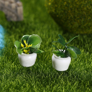 Plantas Artificiales en Maceta de 3-5 cm, Mini Modelo de Resina, Adorno de Escritorio, Decoración de Micropaisaje, Juego de Cuatro - Product Image 3