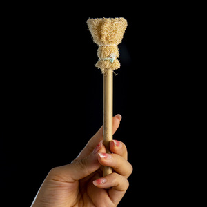 Zenidoo L-17 New Natural Eco-Friendly <b>Long</b> <b>Handle</b> Wood Oil-Free Kitchen Cleaning Brush Loofah Pulp Scouring Pad Household Use - Product Image 3