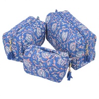 Sac de maquillage portable en coton matelassé à motif floral avec logo personnalisé, grande capacité, organisateur de cosmétiques réutilisable, fermeture éclair, pompon, pour femmes, voyage