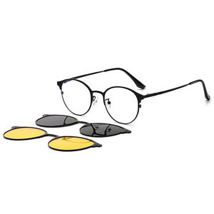 <span class=keywords><strong>Gafas</strong></span> de Sol Polarizadas con Protección UV, <span class=keywords><strong>Clip</strong></span> Magnético Retro, Venta al Por Mayor, Novedad 2026 para Hombre, Compatibles con Dropshipping - Product Image 1