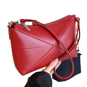 Fashionable crossbody <b>bag</b> for women in <b>red</b>, leather material and geometric patchwork design - Product Image 5