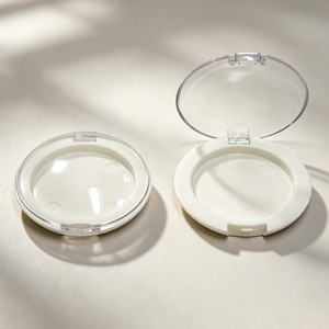 Round Empty Plastic <b>Compact</b> Powder Case Clear Transparent Lid Custom Logo Cosmetic Blush <b>Makeup</b> Palette Container - Product Image 1