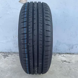 Preço de atacado Chinês fabricante de pneus PCR car pneus Tamanhos 195/65R15 215/55R17 225/55R17 245/45R20 de pneus de Passageiros