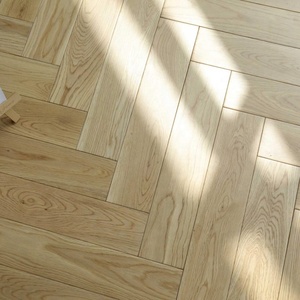 Suelo de madera dura de roble blanco sólido con textura de troncos enteros Suelo de madera de espiga de <span class=keywords><strong>parquet</strong></span> cepillado de grano de madera transparente - Product Image 5