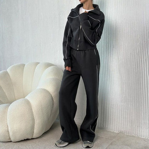 ชุดวอร์มผ้าฝ้ายสำหรับผู้หญิง สไตล์สตรีทแวร์ สำหรับฤดูหนาว แบบสั้น สีพื้น คุณภาพสูง เนื้อผ้าหนา เป็นมิตรกับสิ่งแวดล้อม ระบายอากาศได้ดี ขายส่ง - Product Image 3