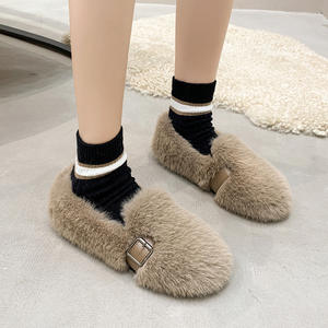 Pantuflas de gamuza suave de alta gama, aptas para uso en interiores y exteriores, pantuflas de invierno para mujer, cómodas y afelpadas, con función antideslizante. - Product Image 3