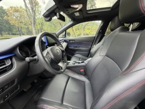 Usado para C-<span class=keywords><strong>HR</strong></span> 2019 2.0L CVT <span class=keywords><strong>SUV</strong></span> 171Hp, Volante a la Izquierda, Gasolina, Emisión Euro <span class=keywords><strong>V</strong></span>, Bajo Kilometraje, Alta Calidad, 5 Plazas - Product Image 3