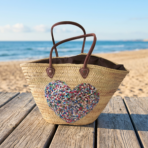 Panier en paille fait main avec motif cœur coloré, poignées marron, sac fourre-tout tissé naturel, accessoire de plage pour Halloween et Noël - Product Image 2