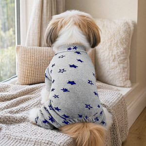 PETCIRCLE Ropa para Mascotas para Primavera y Otoño: Mono para Perro Pequeño en Gris con Estrellas - Product Image 1