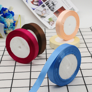 Pita Satin warna polos 0.6 inci * 25YDS untuk pembungkus Hadiah, kerajinan, dekorasi pesta pernikahan, jahit, karangan bunga, Natal - Product Image 3