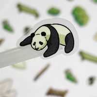 Autocollants professionnels 3D UV personnalisés, imperméables, en vinyle, logo irrégulier, dessin animé, PVC découpé, étiquette durable pour la promotion