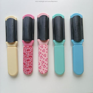 Ensemble peigne et brosse à cheveux pliables jetables en plastique recyclable <span class=keywords><strong>5</strong></span> <span class=keywords><strong>étoiles</strong></span> avec miroir et dents en caoutchouc pour le voyage - Product Image 3