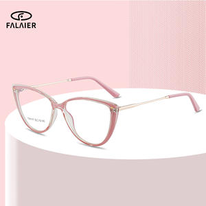 Montures de lunettes œil-de-chat Tr90 C7 vertes transparentes avec protection anti-lumière bleue, verres plats, monture complète en métal Tr90 - Product Image 2