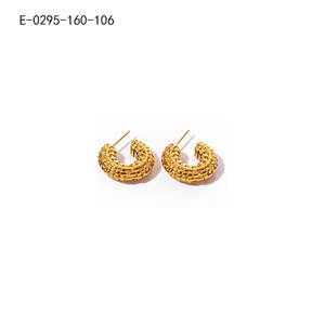 Aros de Moda en Acero Inoxidable 316L con Baño de Oro PVD, Resistentes y Sostenibles E-0295-160-106 - Product Image 1
