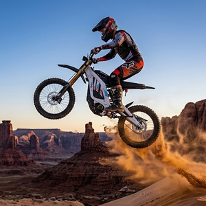 2026 Light X White 72V35AH Dirt Bike <b>72v</b> <b>Battery</b> 10KW Central Motor 1. Increased Power Improved Accelerationperformance 0 - Product Image 4
