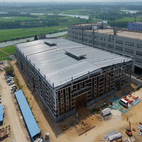 Estructuras Industriales: Nave Modular de Acero para Fábrica con Gran Vano de Almacenamiento para Taller y Centro de Distribución