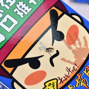 Juego de Cartas de Alta Calidad con Preguntas para Conversaciones Cotidianas, Caja Rígida con Inserto, Hecho con Papel de Arte - Product Image 3