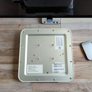 Bán Buôn B222S-42A 4G LTE CPE <span class=keywords><strong>Router</strong></span> Với 300Mbps Max. LAN Tốc độ Dữ Liệu Hỗ Trợ 2.4G Wi-Fi Tường Lửa Chức Năng Để Sử Dụng Nhà - Product Image 4