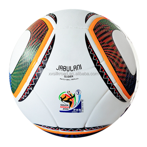 Ballon de football blanc, norme européenne, pas cher, taille 5, ballon de football d'usine, prix des ballons en PU, ballon de football d'entraînement - Product Image 2