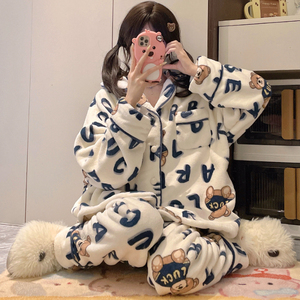 Ensembles de vêtements de nuit flanelle automne et hiver corail polaire pyjamas femmes à manches longues dessin animé imprimé Cardigan pyjamas ensemble - Product Image 6